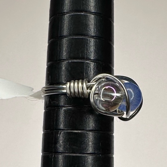 Blue ring clear iridescent glass beads silver color wire wrap handmade - Picture 5 of 5